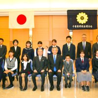 県間税会連合会長賞に１３人　「税の標語」で小中学生表彰