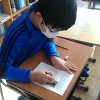 想像力や表現力育てる　白井市立白井第一小学校　【NIE報告　県内実践校の取り組み】