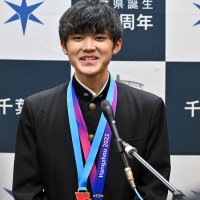 安楽２位　スポーツクライミングのワールドカップボルダー第１戦