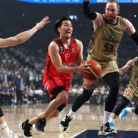 【速報】千葉ジェッツ先勝　琉球を圧倒９５─６２　バスケＢリーグＣＳ準決勝
