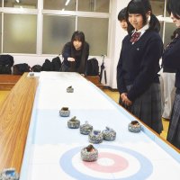 全国唯一　夢は競技普及　千葉聖心高・カーレット部　魅力は“簡単で奥深い”　【注目！ちばの個性派部活動】（１）