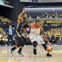 「赤の実力」発揮　チャンピオンシップ先勝　千葉ジェッツ