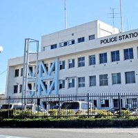 乗用車と衝突　ミニバイクの男性が意識不明の重体　成田の交差点