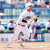 フルスイング羽根先制弾　高校３０号　木更津総合　第１０６回全国高校野球　千葉大会　第１４日