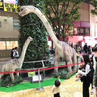 柏駅前が「恐竜の街」に！？　大迫力の模型７体　商店街や大型施設連携　８日から