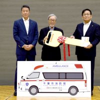 ６０周年で発展に感謝　千葉市へ救急車贈る　新日本建設