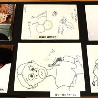 在りし日の星野さんをしのび展示された写真や絵