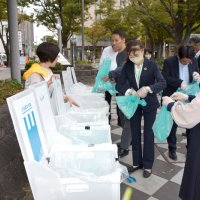 「ひろ街」に１２１人、ごみ２５キロ集まる　千葉市、中央公園