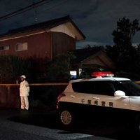 【速報】船橋の住宅１千万円強盗　男２人、容疑で逮捕　高齢夫婦に暴行、現金奪ったか　２人とも市川の事件で起訴済み　千葉県警