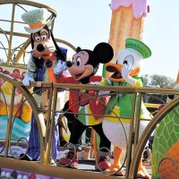 【写真多数】東京ディズニーランドが「お菓子の楽園」に　スイーツいっぱいのイベント　１５日から、新パレードも