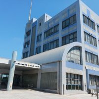 工具で頭殴り放火容疑　中国籍男を逮捕　住人トラブルか、昨年１１月市川市で