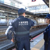 利用者守る「鉄道警察隊」　性犯罪抑止、被害相談も　昨年千葉県内、盗撮約４割が駅・列車で　不同意わいせつも２１件