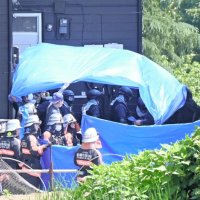 船橋で母妹人質立てこもり　一部小学校で集団下校　近隣住民、緊迫の７時間