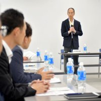 成田空港トラック長時間待機　予約運用に課題、改善へ　システム導入後実態可視化で前進