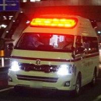 トラックとバイクが衝突　１０代ぐらいの男性死亡　千葉市稲毛区
