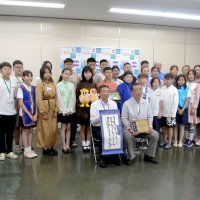 モンゴル生徒　八街で交流　小中校訪れ友好の輪