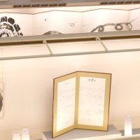 前衛的な書の作品が数多く並ぶ