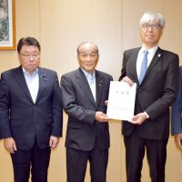 エリアＤＣに参画を　成田空港周辺９市町議会　ＮＡＡ藤井社長に要望