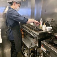 愛が繋ぐやきとり屋　焼鳥　まんげつ（成田市）　【輝く！千葉の企業　日本政策金融公庫レポート】（１２８）