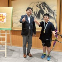 アーチェリー全国大会へ　「目標はベスト８」活躍誓う　あすみが丘小４年南部さん
