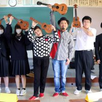 奏でよう九十九里愛　かのんぷ♪、九十九里高で授業　ウクレレ演奏で地域理解　町の設立特産品も