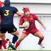 後半、競り合う流通経大柏・藤倉