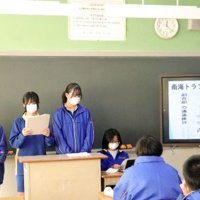 新聞で社会への視野拡大　市原市立菊間中学校　【ＮＩＥ報告　千葉県内実践校の取り組み】