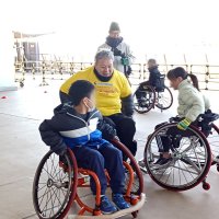 千葉市　障がい越えスポーツ満喫　子どもら、フクアリ見学も