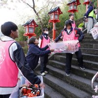 かつうらビッグひな祭り　学生協力華やぐ街に　飾り付けやアート　展示地元愛で盛り上げ