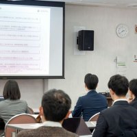危機管理広報の実践学ぶ　千葉県広報研究会産官学６０人が受講、交流