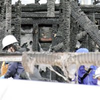 茂原で住宅全焼　焼け跡の女性遺体に刃物のようなもの刺さる　住人は２人か、ともに連絡取れず　千葉県警捜査