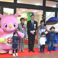 駅前で預かり保育所へ送迎　子育て支援拠点オープン　印西市