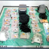 押収された薬物など（県警提供）