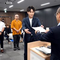 介護の魅力、伝えます　千葉県「未来案内人」２０人委嘱