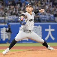 小島快投　ツバメ撃破　西川、好調を維持　千葉ロッテ