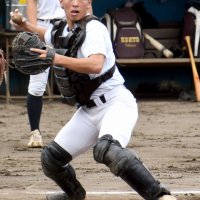打線の要としてだけでなく、正捕手としてもチームを引っ張る片岡拓
