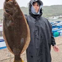 飯岡沖でゲットしたヒラメ（写真は「隆正丸」提供）