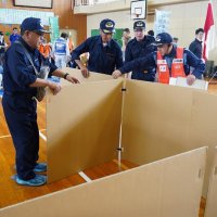 土砂災害に備え訓練　いすみ住民ら避難所設営に汗