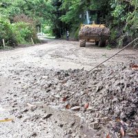 【台風６号】県道２５８号に土砂、一時通行止めに　南房総市増間