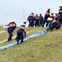 出水期に備え水防演習　栄、利根川河川敷に３２６人