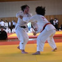 攻めの姿勢貫く　女子・木更津総合Ｖ　柔道の千葉県高校総体